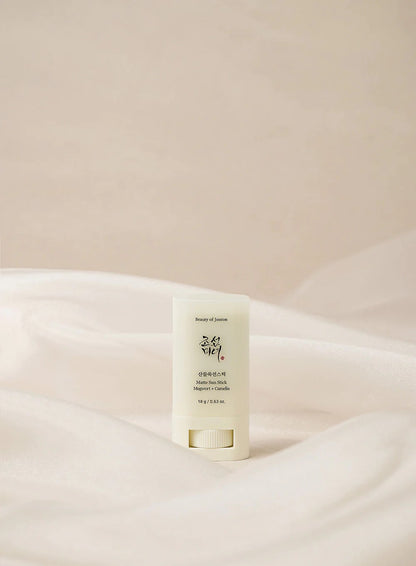 Matte Sun Stick Mugwort + Camelia